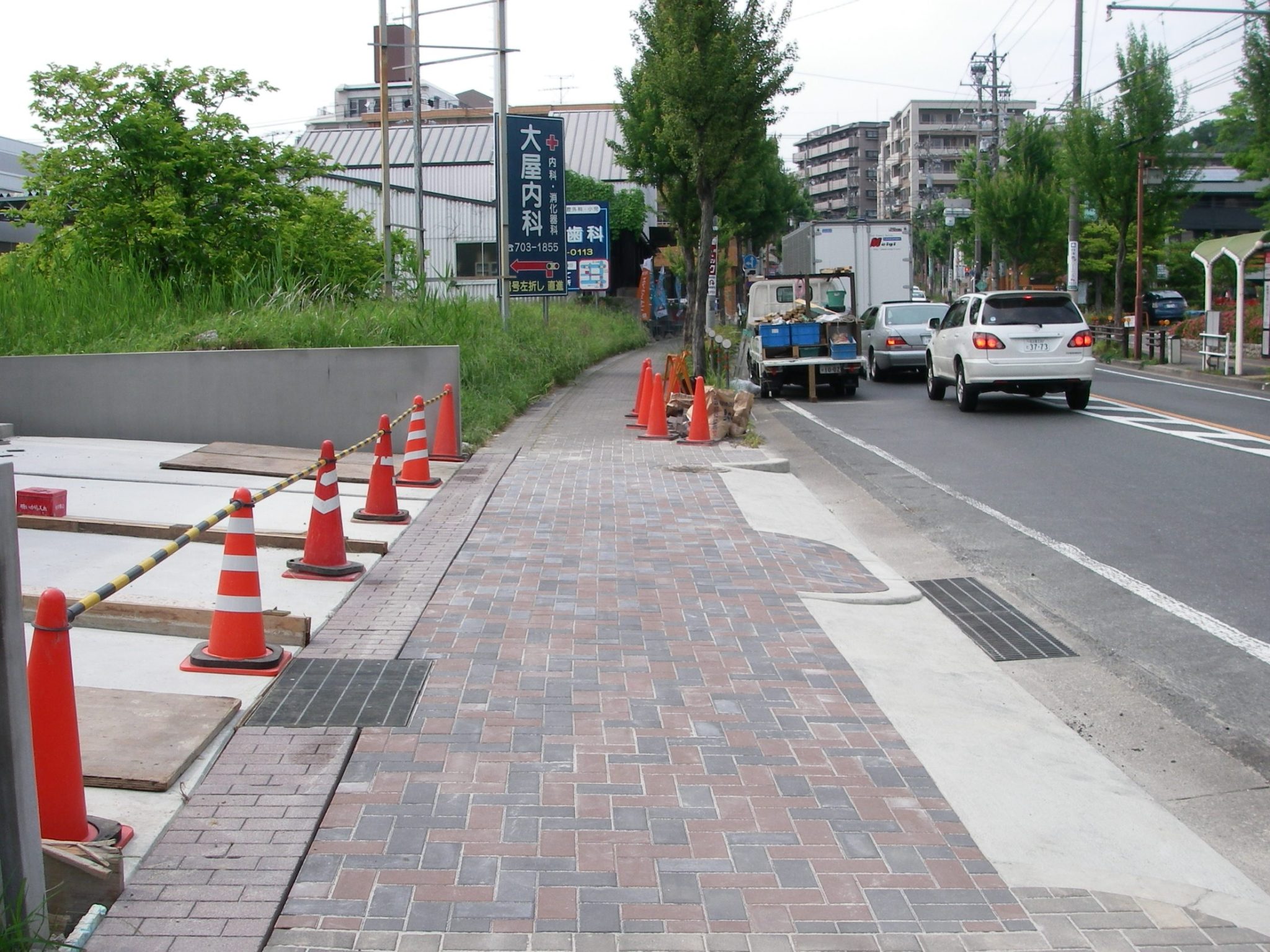 施工実例：乗り入れ・歩道補強工事 親栄建設株式会社